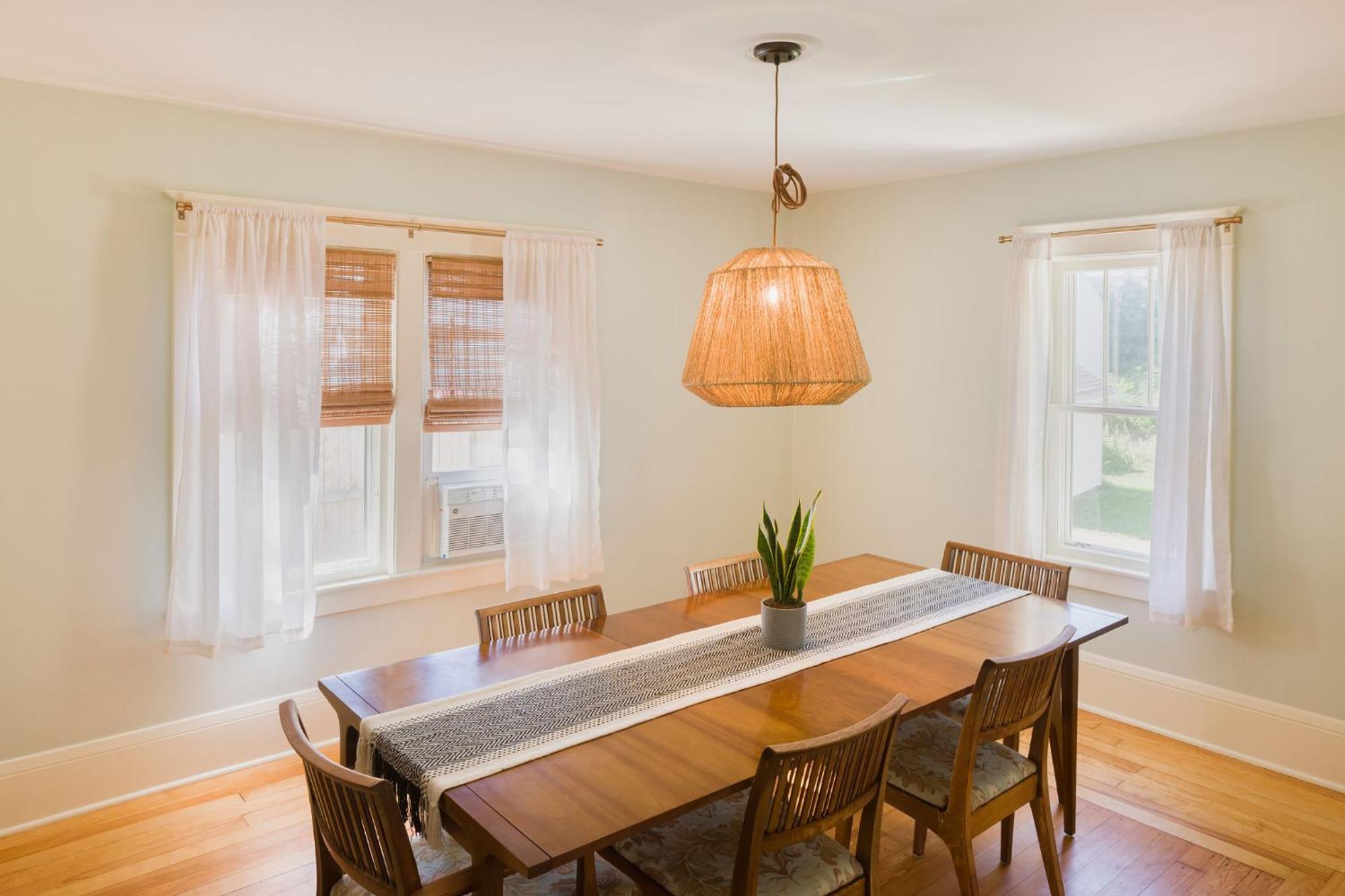 Queen City Bungalow & Cottages Burlington Eksteriør bilde