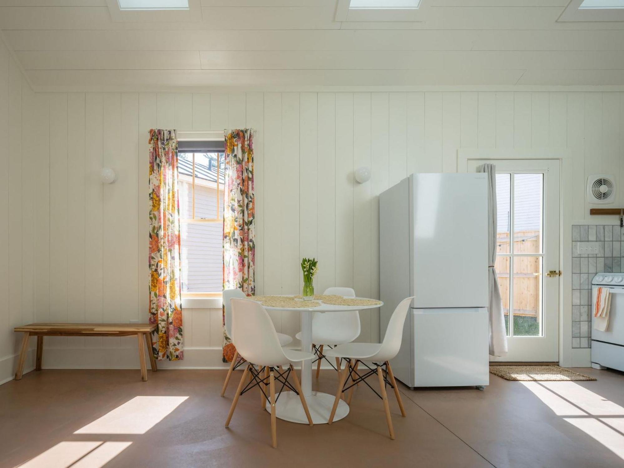 Queen City Bungalow & Cottages Burlington Eksteriør bilde